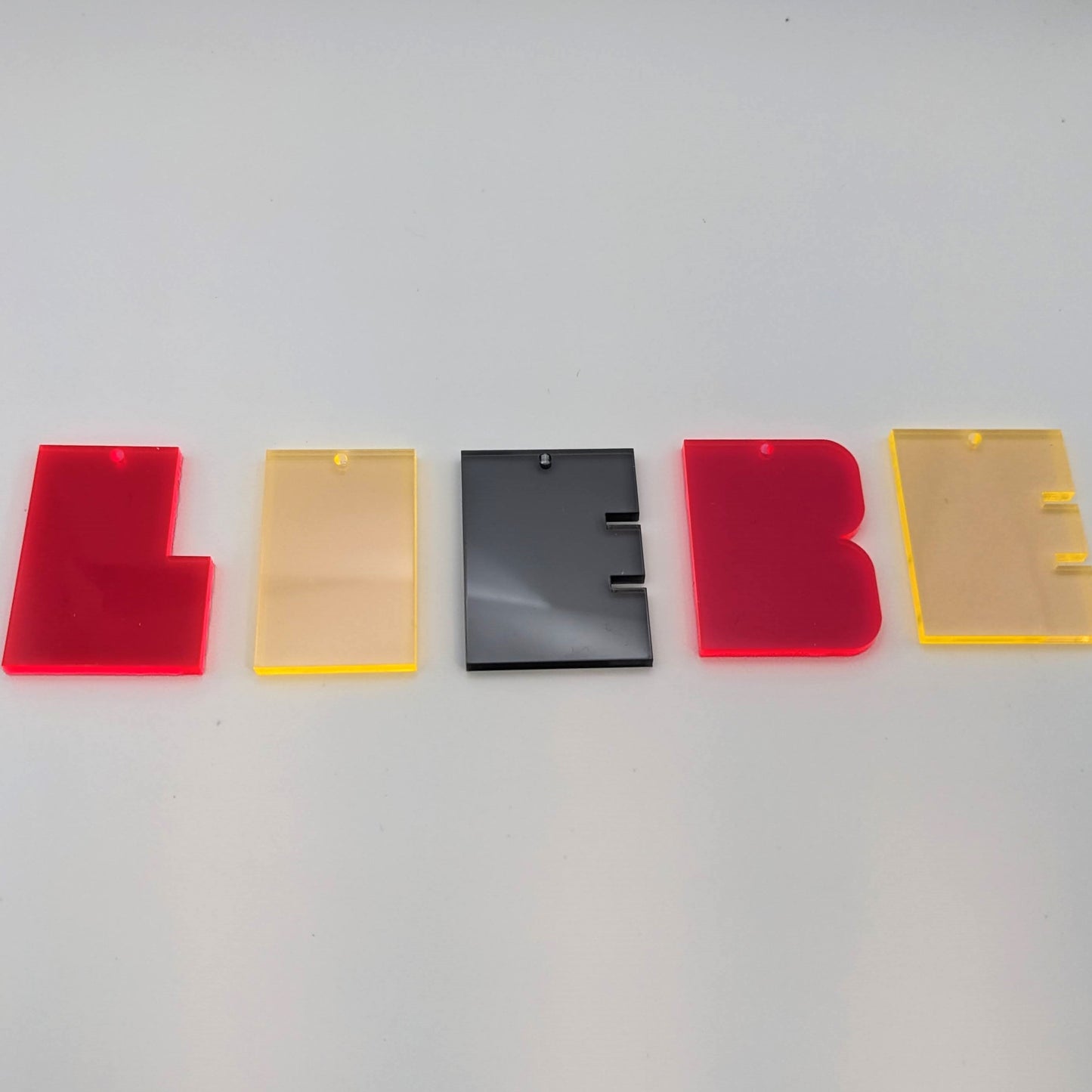 Acrylbuchstaben – DIY
