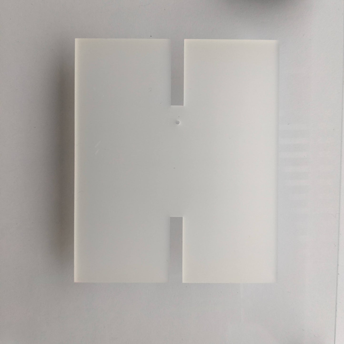 Acrylbuchstaben (6,7 cm x 8 cm) –Fluoreszierende oder neutrale Farben